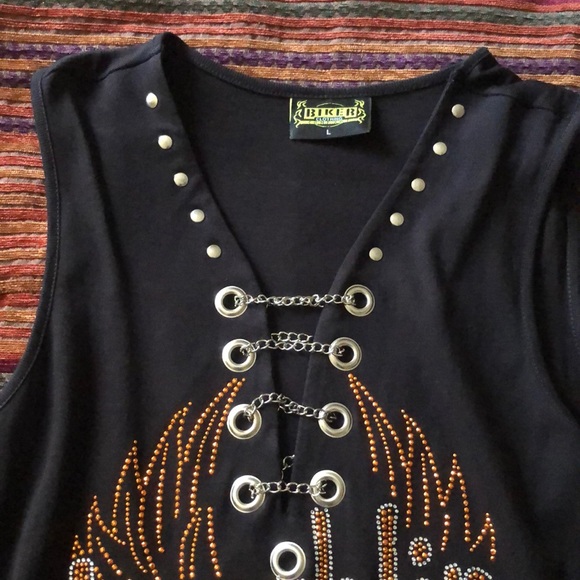 Top - Picture 3 of 3